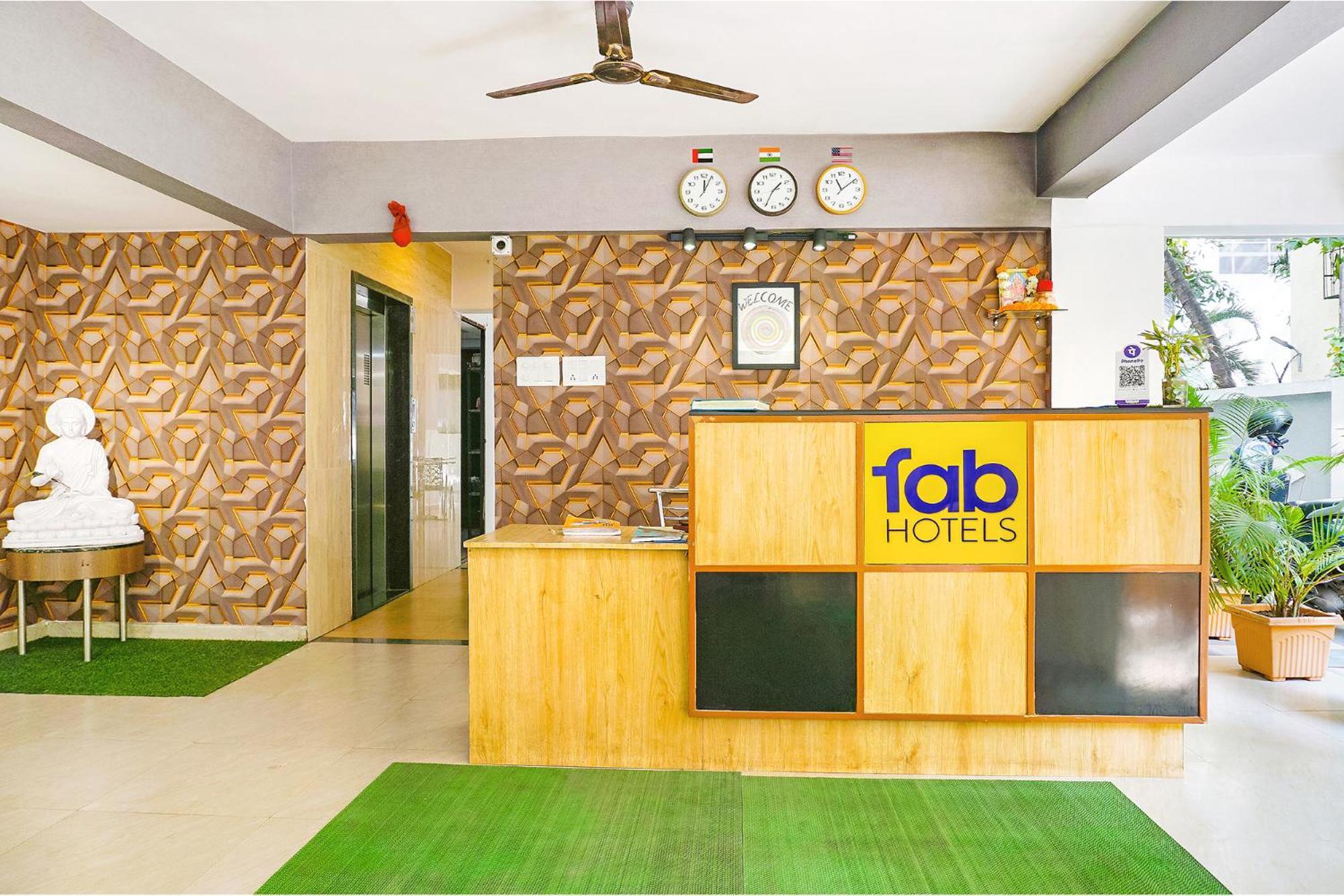 Fabhotel Saffron Inn I - Nr Darshan Museum Pune Exteriör bild
