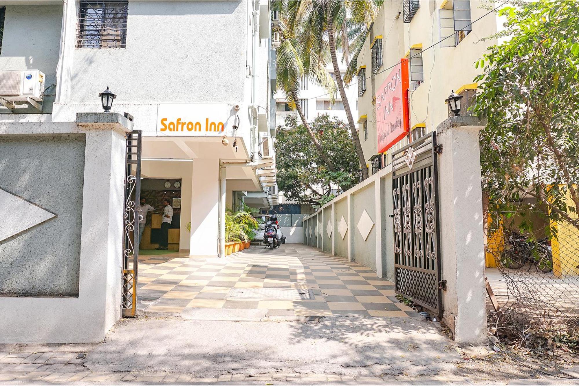 Fabhotel Saffron Inn I - Nr Darshan Museum Pune Exteriör bild